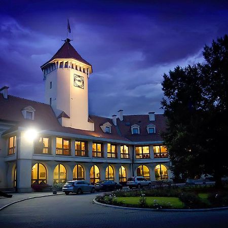 Hotel Zamek Pultusk Dom Polonii Екстериор снимка