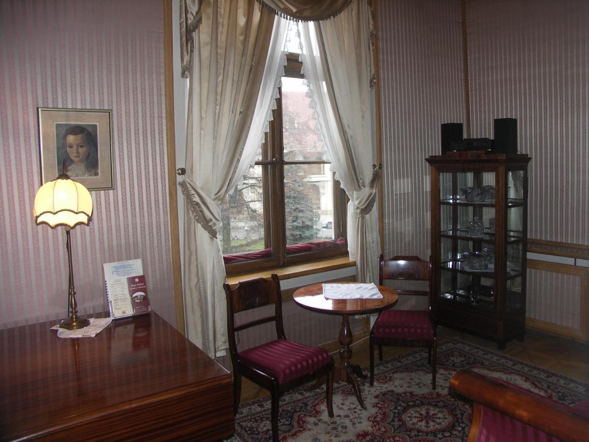 Hotel Zamek Pultusk Dom Polonii Екстериор снимка