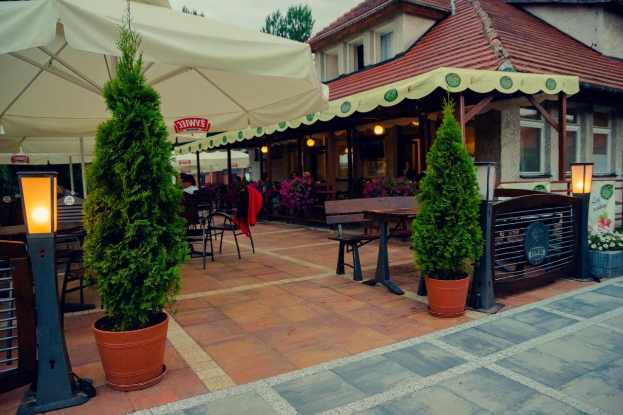 Hotel Zamek Pultusk Dom Polonii Екстериор снимка
